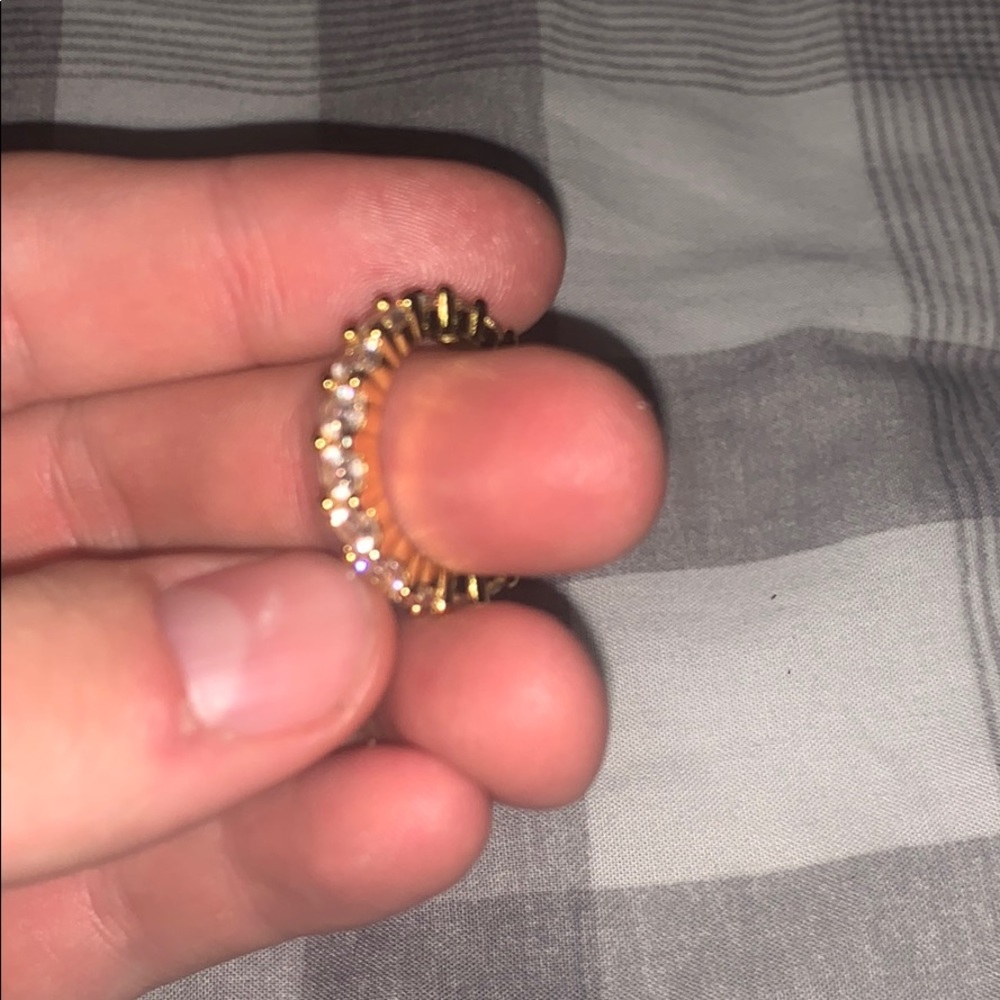 Ring - Picture 2 of 4